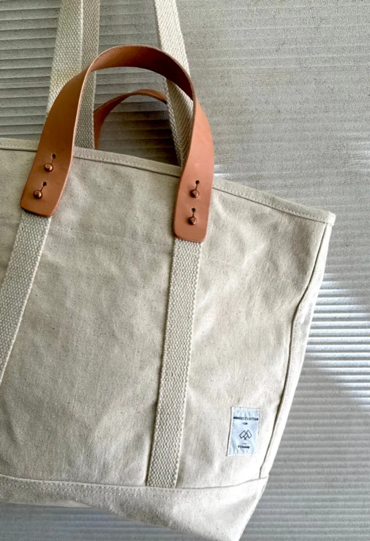 Cotton Canvas Tote in Ecru