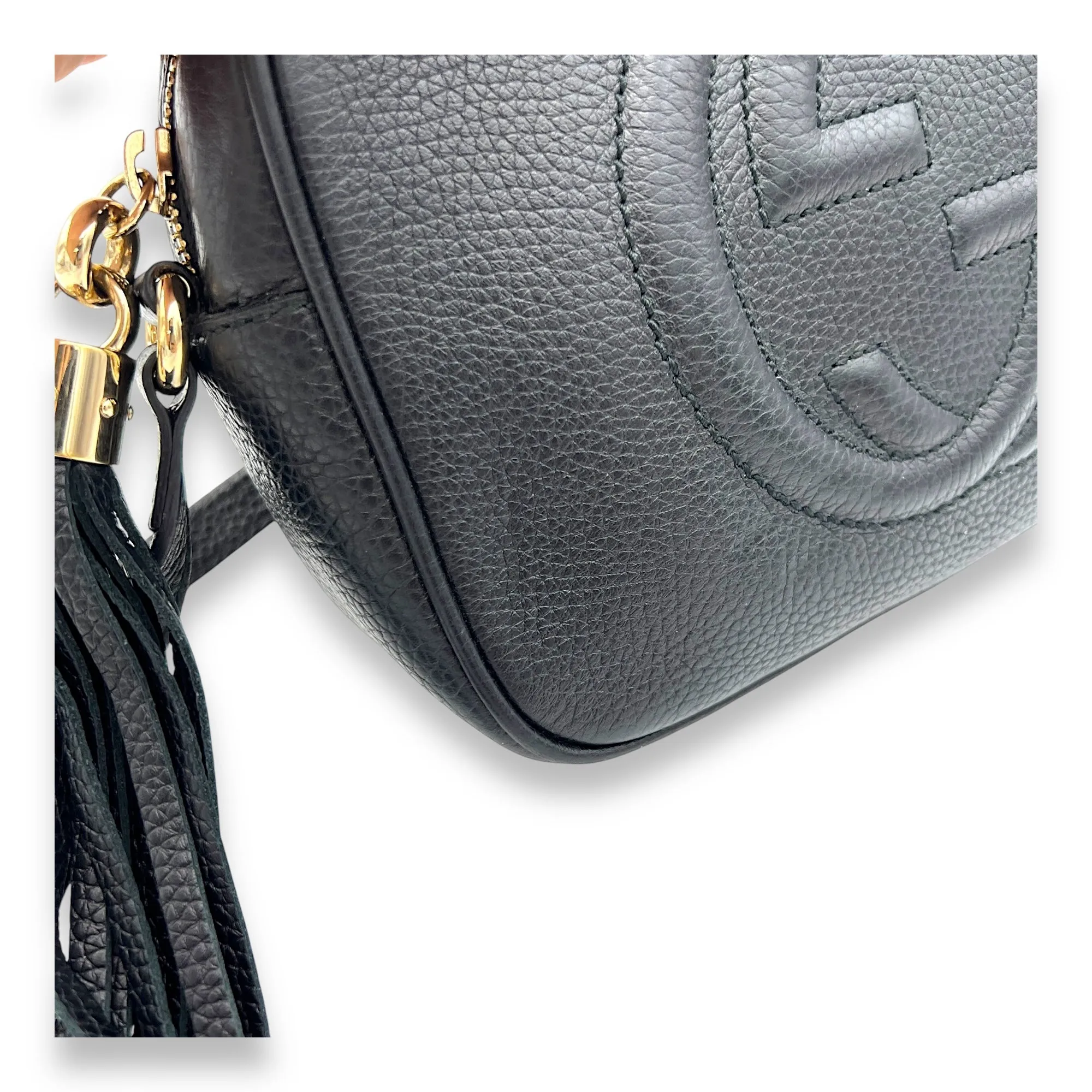 Soho  Black Crossbody Bag in Calfskin, Gold hardware