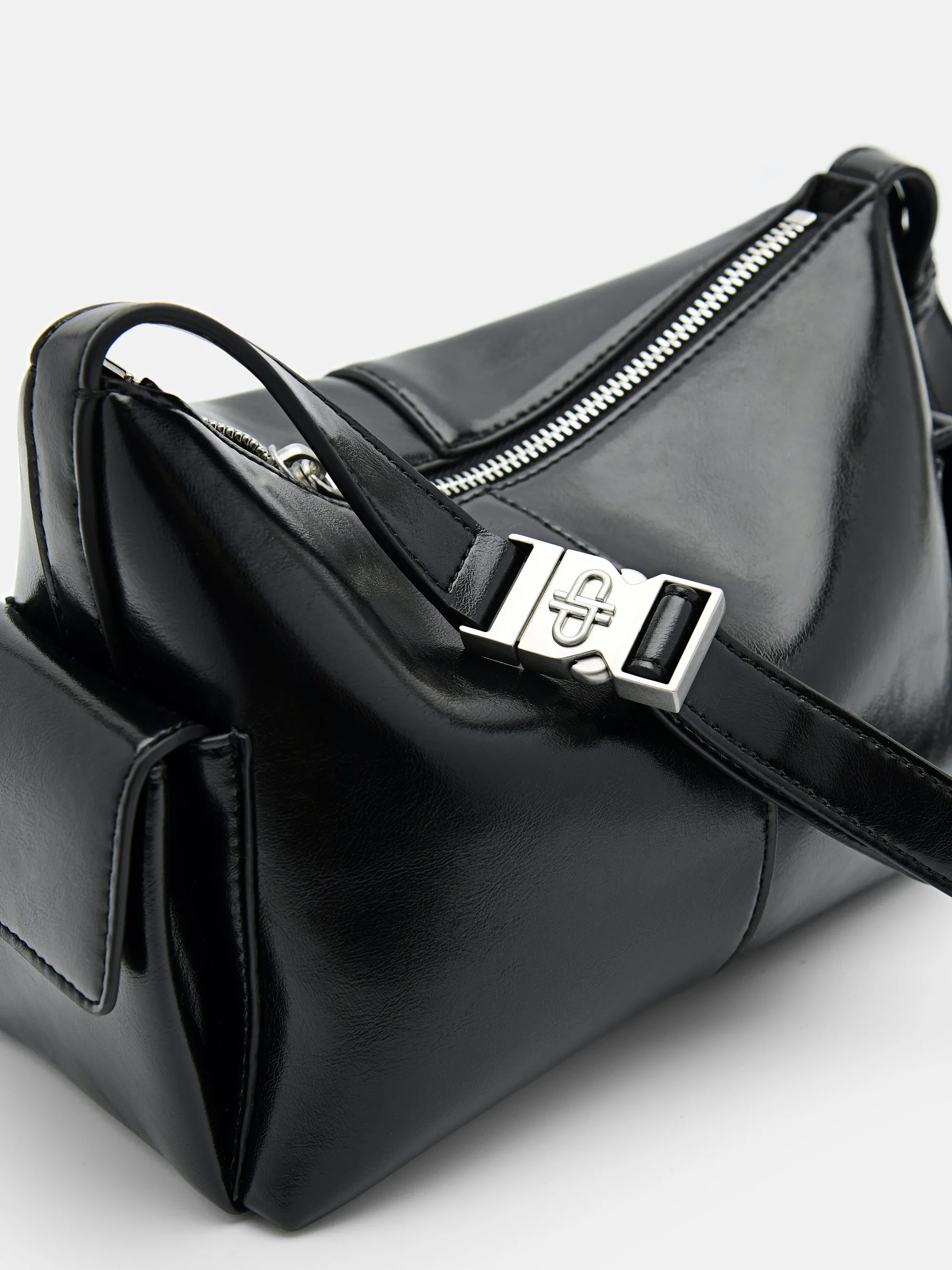 Ursa Shoulder Bag